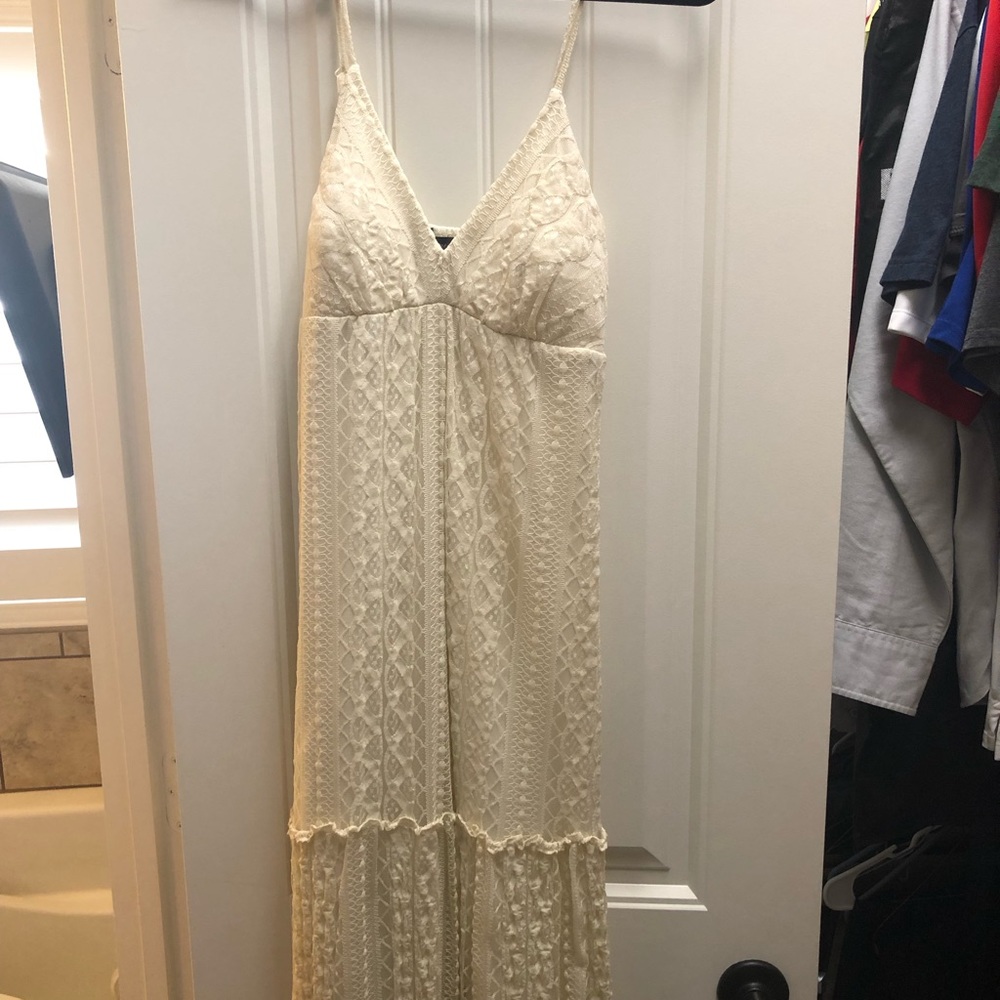 Lace maxi dress